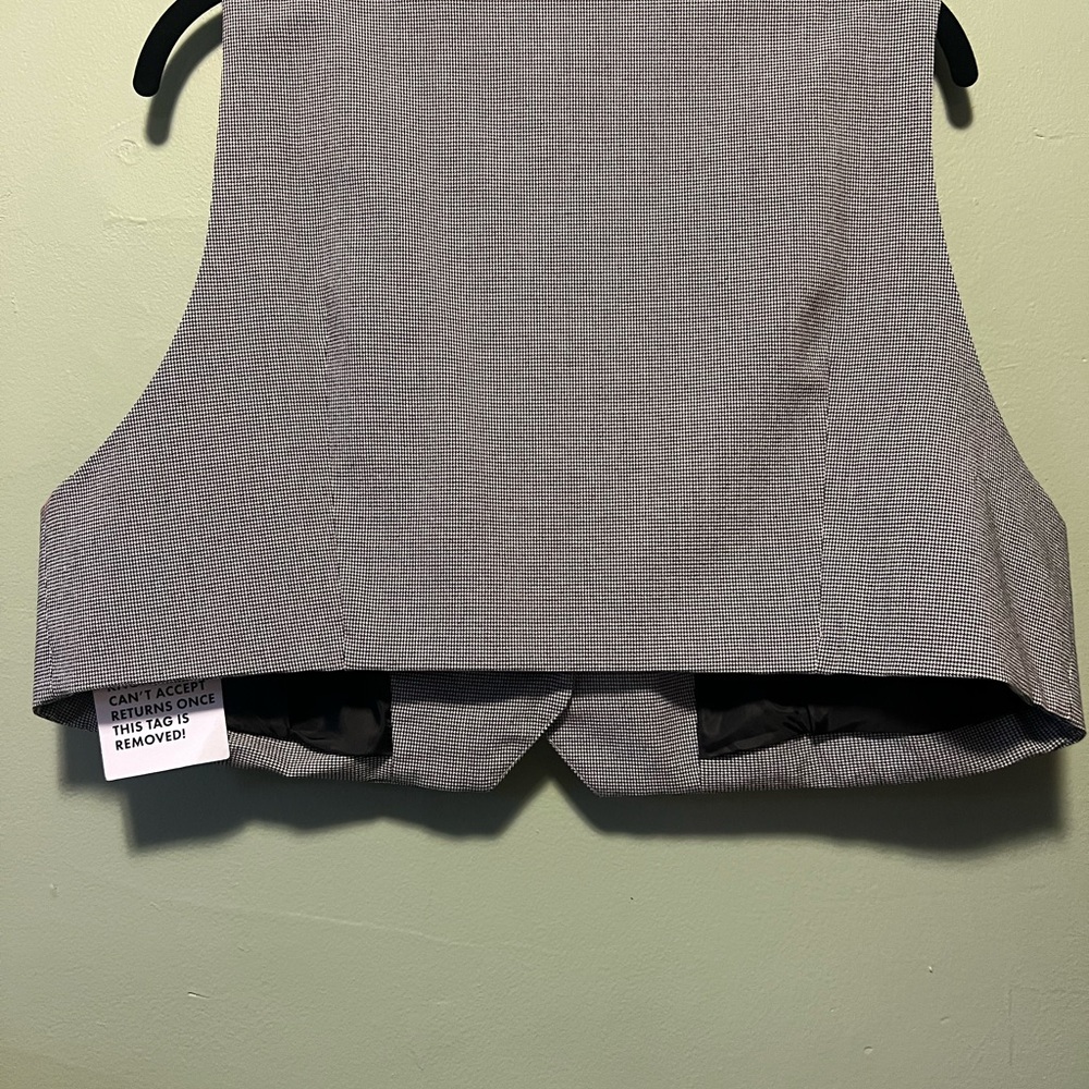 ASOS Cropped Vest in Grey Check - Picture 2 of 3